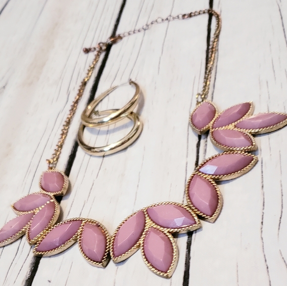 Jewelry - Pink Statement Necklace Gold Mauve Earrings Set